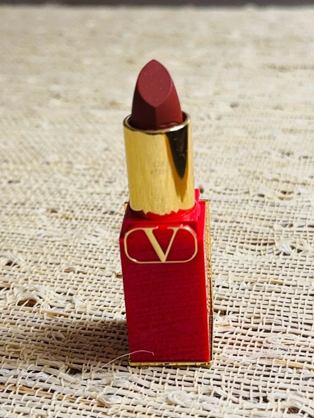 Valentino refillable lipstick